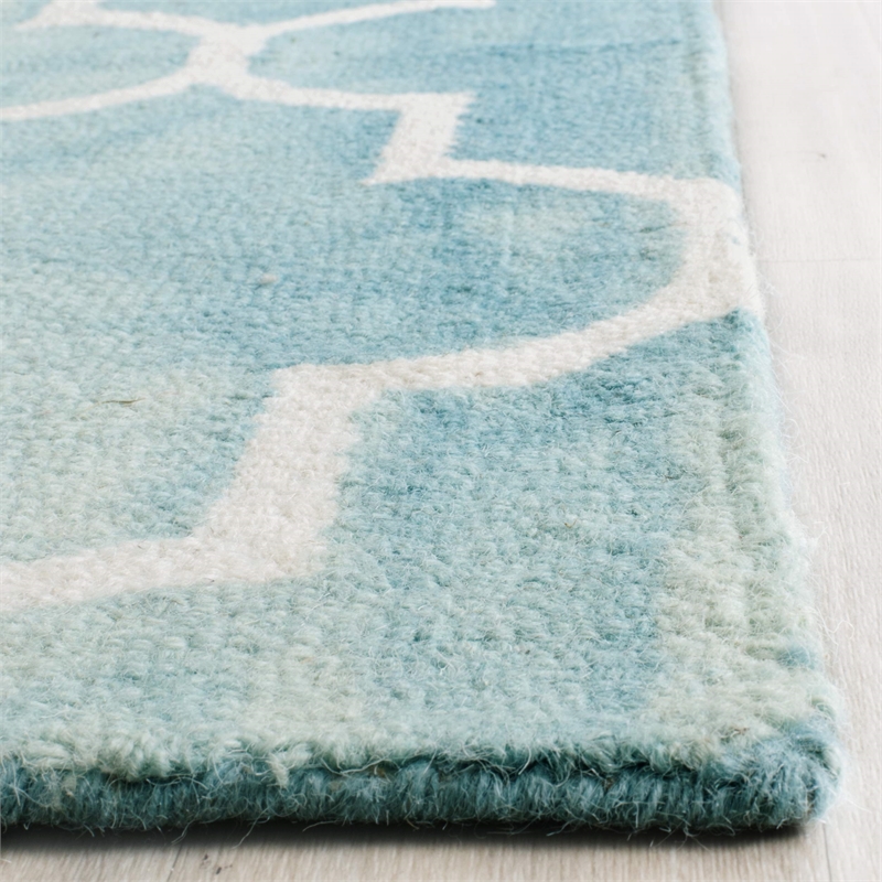 Safavieh Dip Dyed Turquoise Contemporary Rug - 5' x 8'