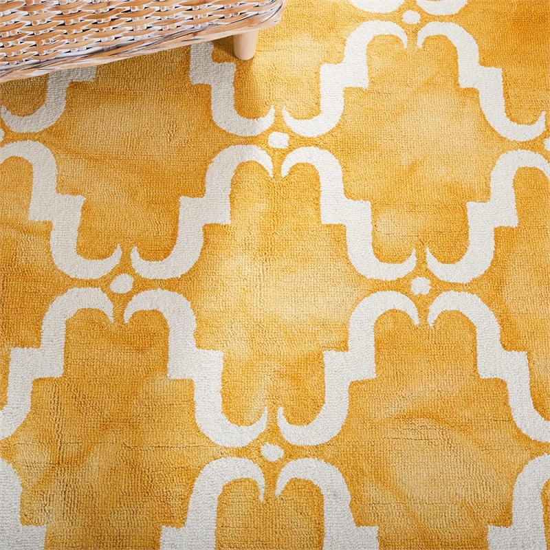 Safavieh Dip Dyed Gold Contemporary Rug - 8' x 10'