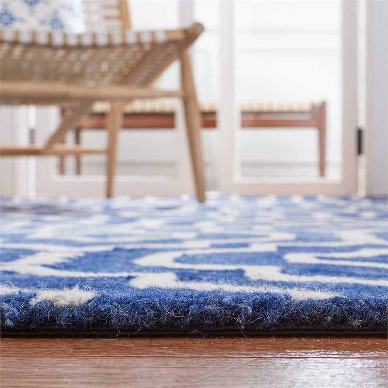 Safavieh Dip Dyed Navy Contemporary Rug - 2' x 3'