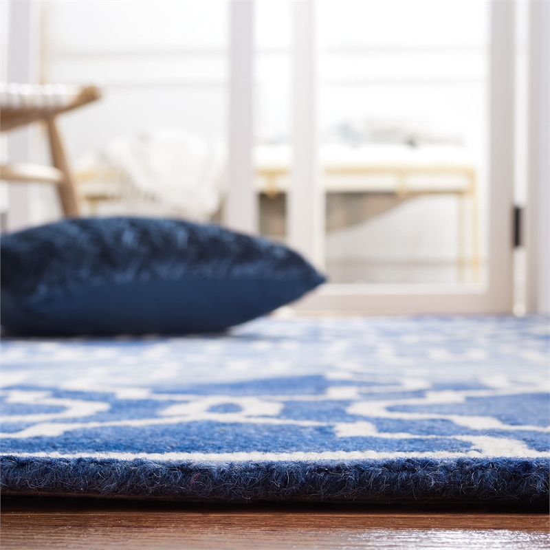 Safavieh Dip Dyed Navy Contemporary Rug - 5' x 8'