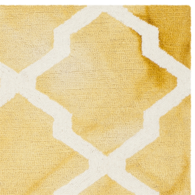 Safavieh Dip Dyed Gold Contemporary Rug - 6' x 9'
