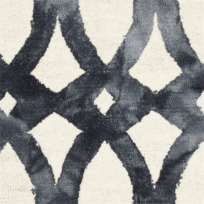 Safavieh Dip Dyed Ivory Contemporary Rug - 5' x 8'