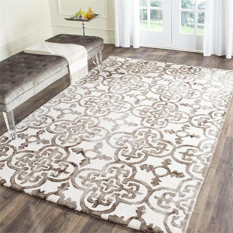 Safavieh Dip Dyed Ivory Contemporary Rug - 5' x 8'