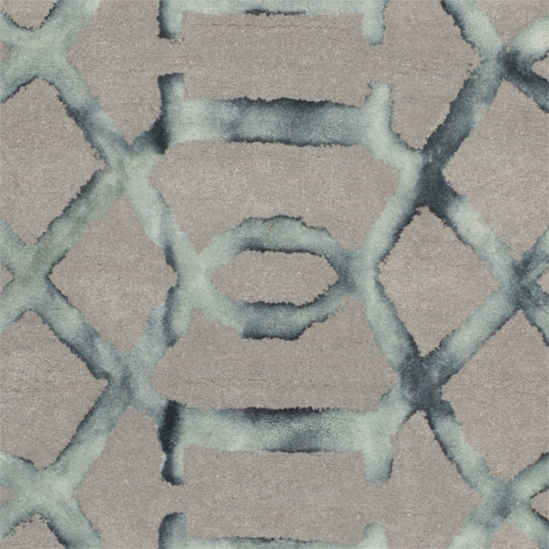 Safavieh Dip Dyed Grey Contemporary Rug - 6' x 9'
