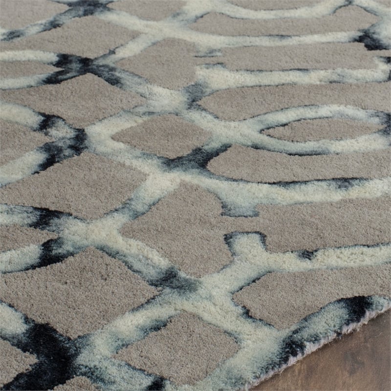 Safavieh Dip Dyed Grey Contemporary Rug - Round 7'