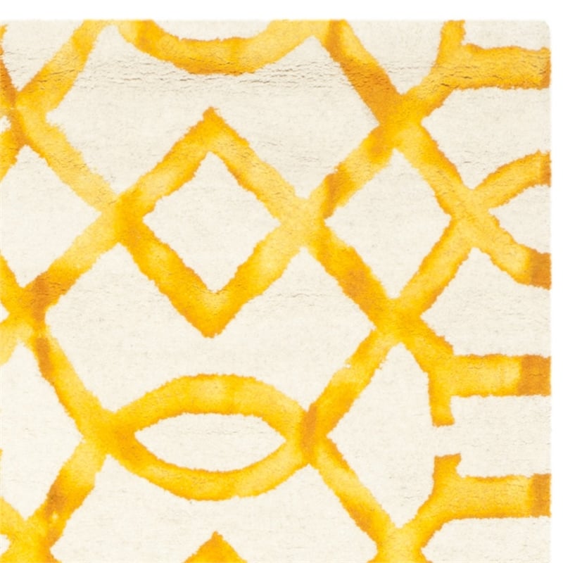 Safavieh Dip Dyed Ivory Contemporary Rug - 5' x 8'