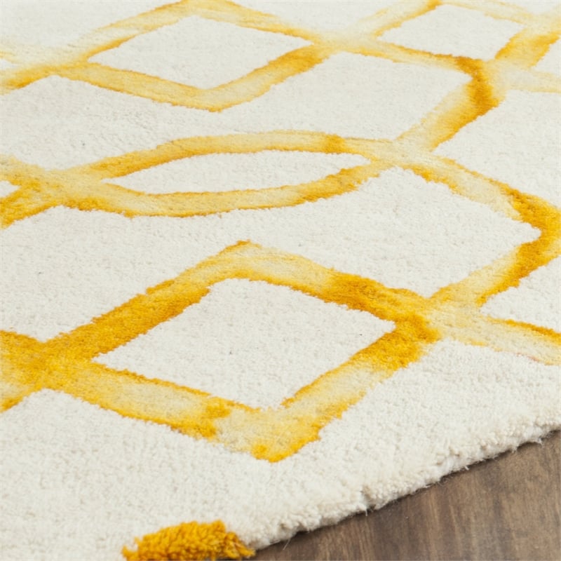 Safavieh Dip Dyed Ivory Contemporary Rug - Round 7'