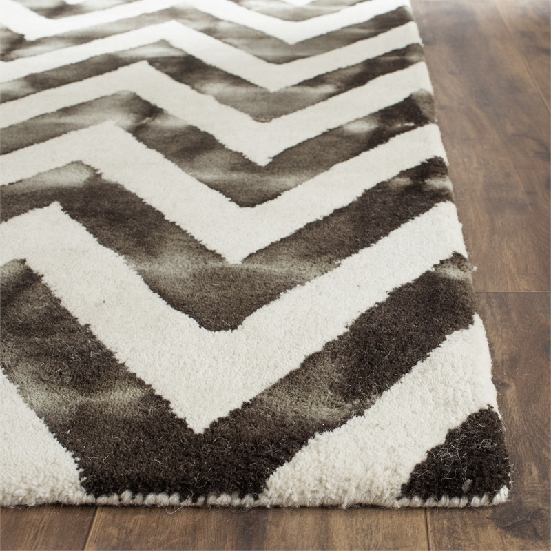 Safavieh Dip Dyed Ivory Contemporary Rug - 4' x 6'