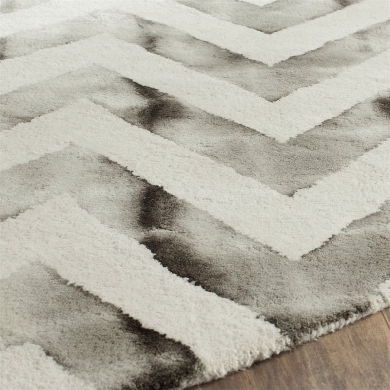 Safavieh Dip Dyed Ivory Contemporary Rug - Round 7'