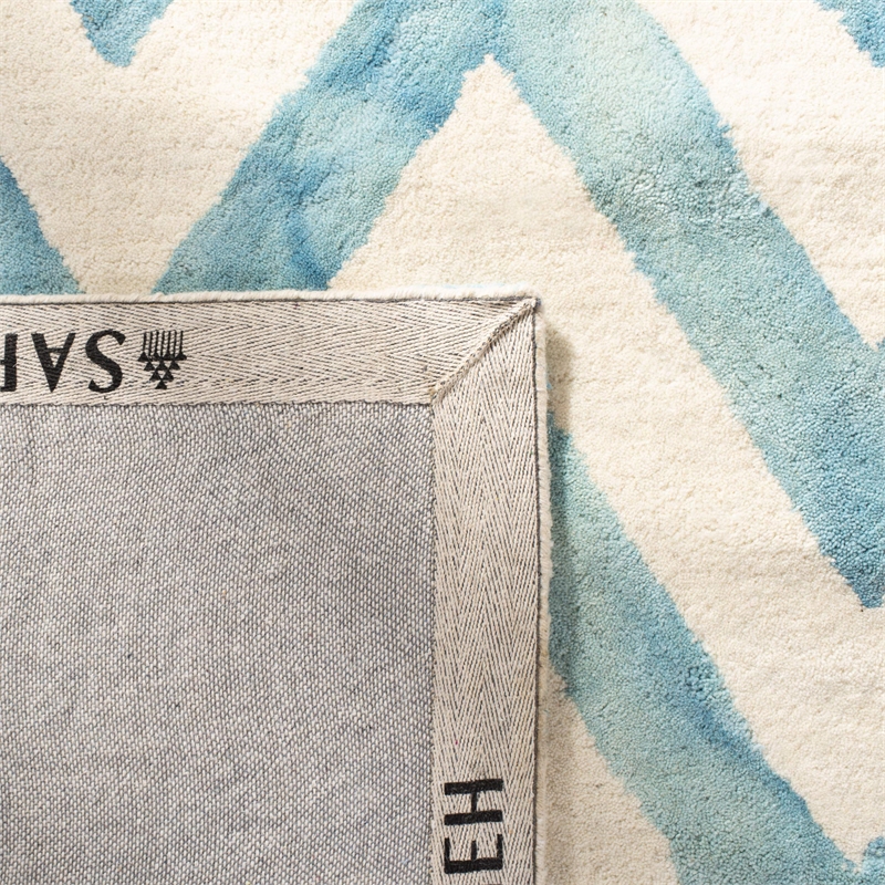 Safavieh Dip Dyed Ivory Contemporary Rug - 6' x 9'