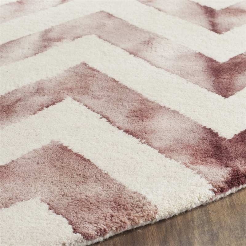 Safavieh Dip Dyed Ivory Contemporary Rug - Round 7'