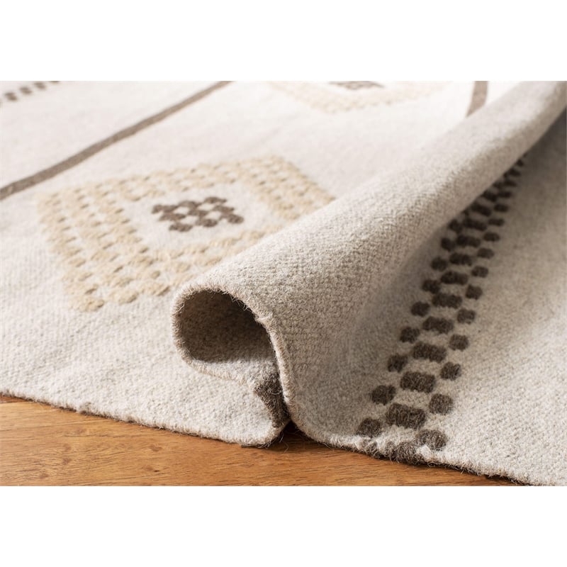 Safavieh Dhurries Natural Contemporary Rug - 5' x 8'