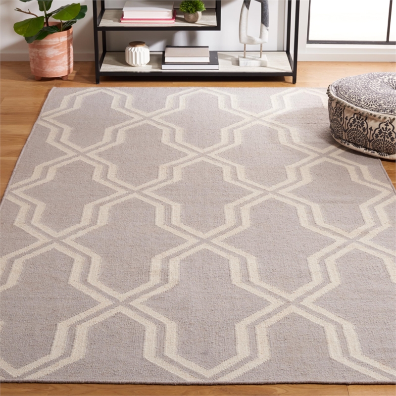 Safavieh Dhurries Light Blue Contemporary Rug - 4' x 6'