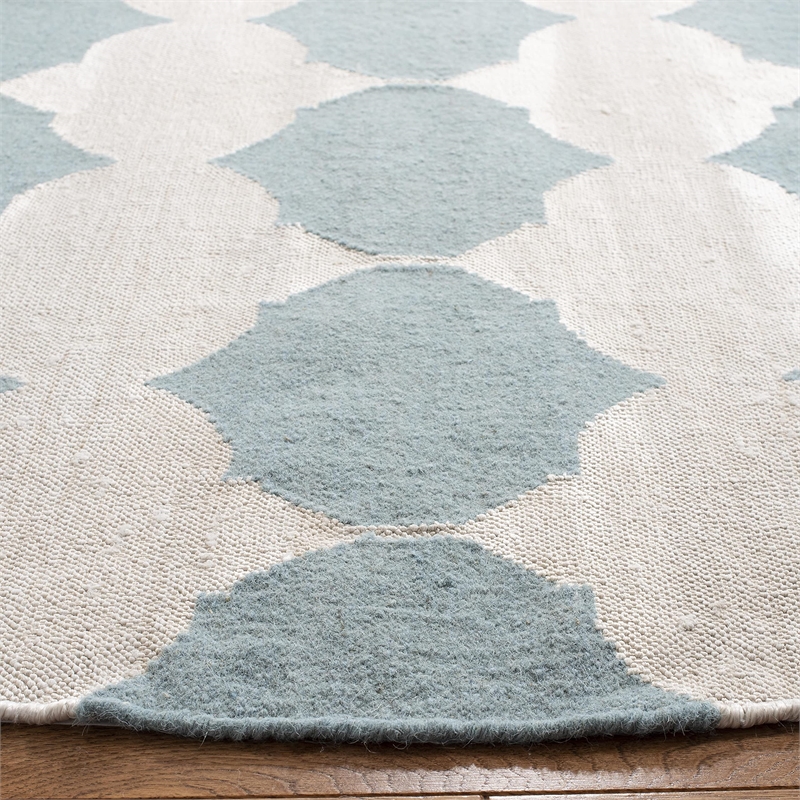 Safavieh Dhurries Blue Contemporary Rug - Round 7'