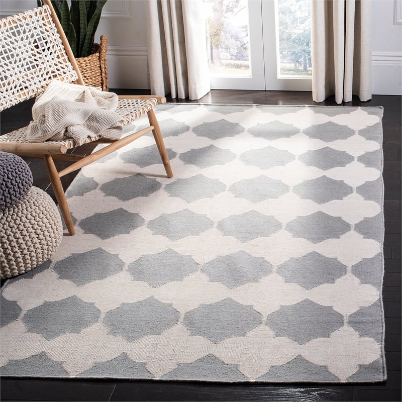 Safavieh Dhurries Grey Contemporary Rug - 3' x 5'
