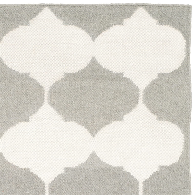 Safavieh Dhurries Grey Contemporary Rug - 4' x 6'