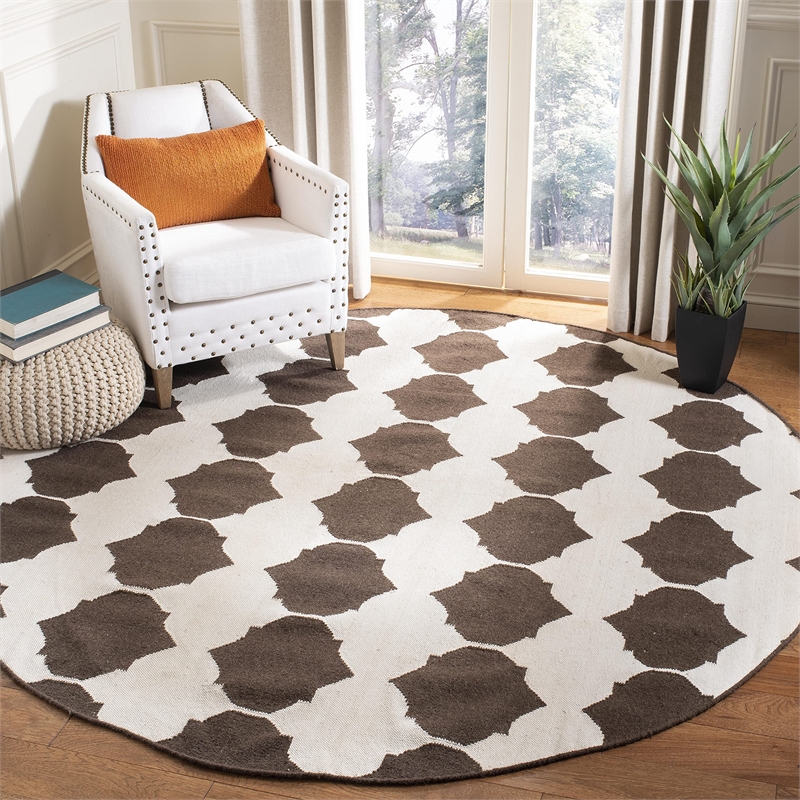 Safavieh Dhurries Brown Contemporary Rug - Round 7'