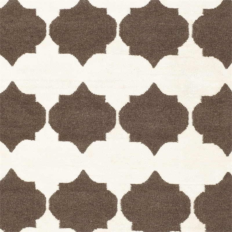 Safavieh Dhurries Brown Contemporary Rug - Round 7'