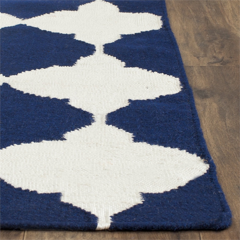 Safavieh Dhurries Navy Contemporary Rug - 6' x 9'