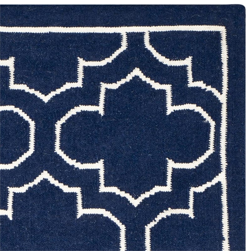 Safavieh Dhurries Navy Contemporary Rug - 6' x 9'