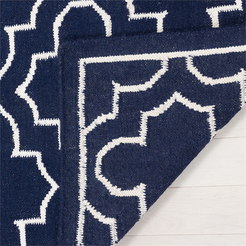 Safavieh Dhurries Navy Contemporary Rug - Square 7'