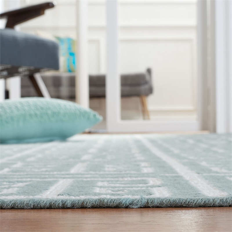 Safavieh Dhurries Blue Contemporary Rug - 5' x 8'