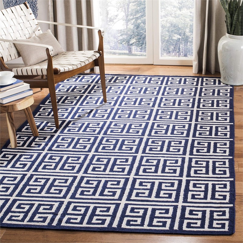 Safavieh Dhurries Navy Contemporary Rug - 8' x 10'