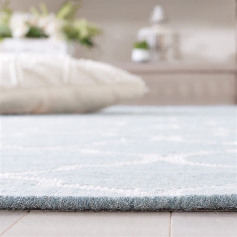 Safavieh Dhurries Blue Contemporary Rug - 5' x 8'