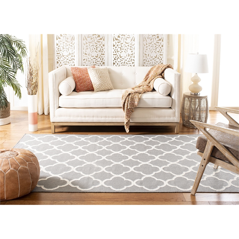 Safavieh Dhurries Grey Contemporary Rug - 6' x 9'