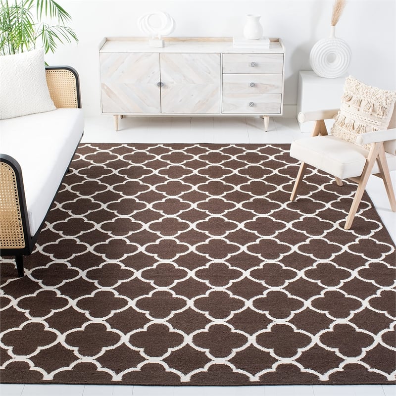 Safavieh Dhurries Brown Contemporary Rug - 9' x 12'