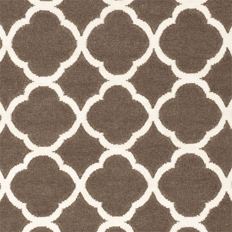 Safavieh Dhurries Brown Contemporary Rug - Round 7'