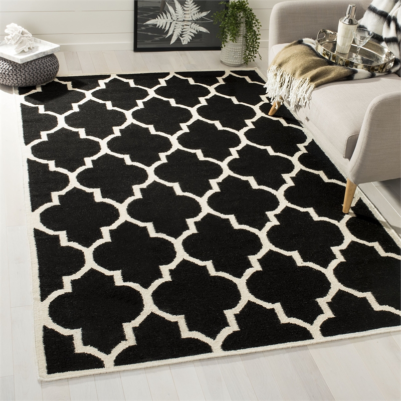 Safavieh Dhurries Black Contemporary Rug - 9' x 12'