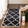 Safavieh Dhurries Black Contemporary Rug - Runner 2'6
