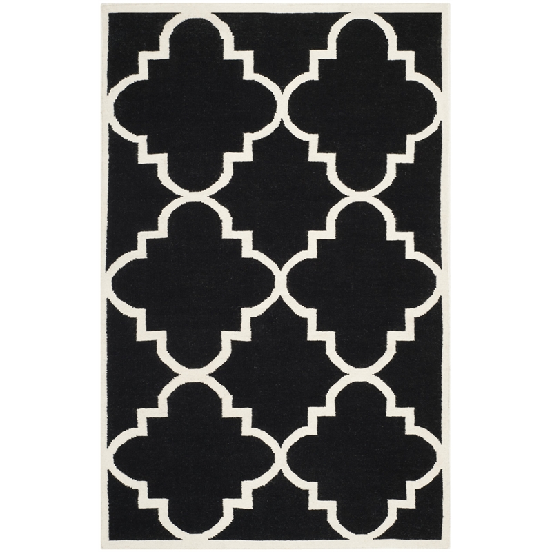 Safavieh Dhurries Black Contemporary Rug - 5' x 8'