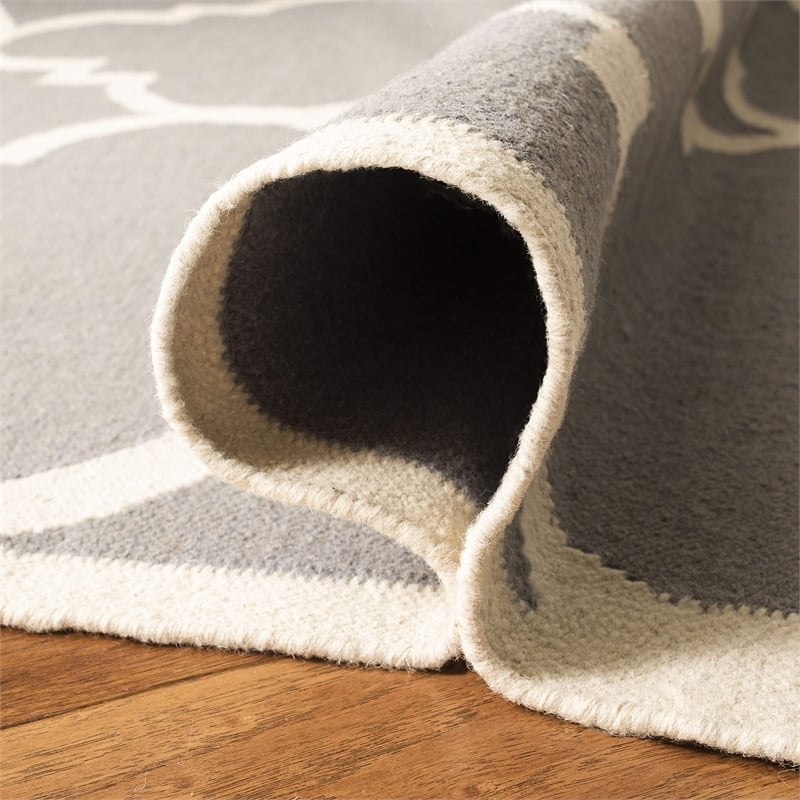Safavieh Dhurries Grey Contemporary Rug - 6' x 9'