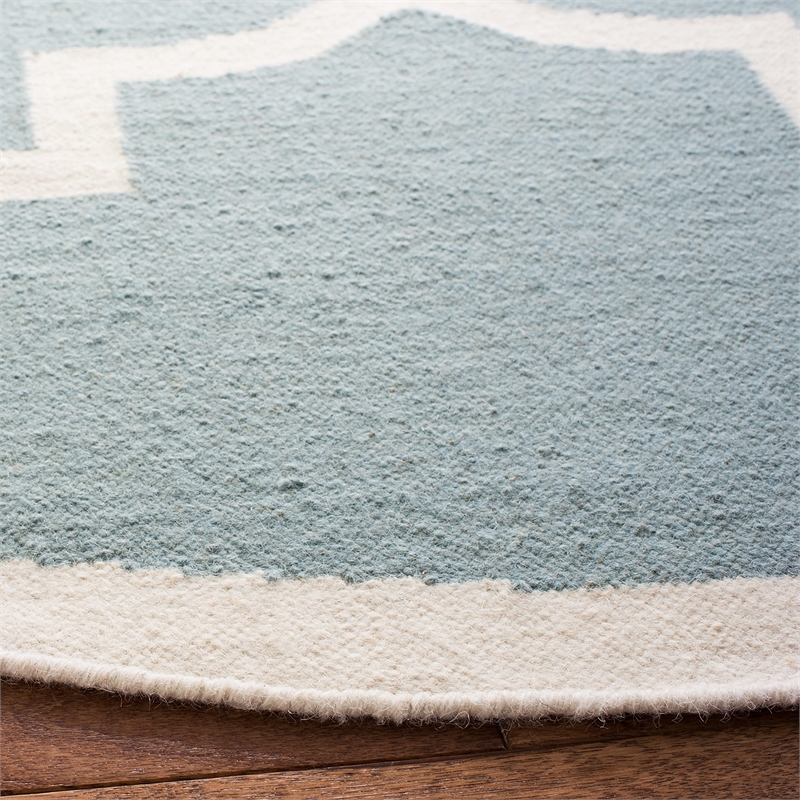 Safavieh Dhurries Light Blue Contemporary Rug - Round 6'
