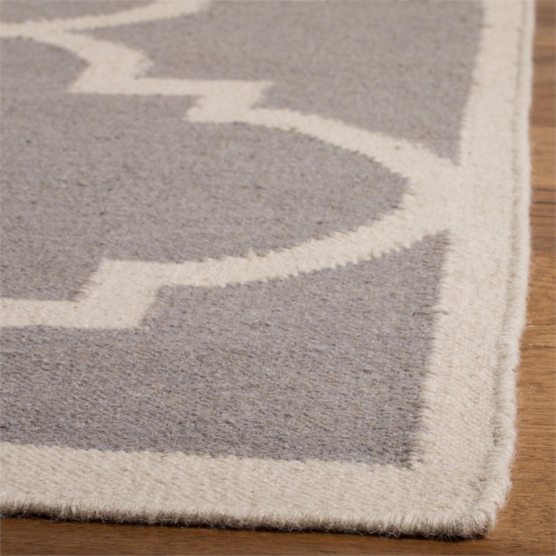 Safavieh Dhurries Dark Grey Contemporary Rug - 2'6