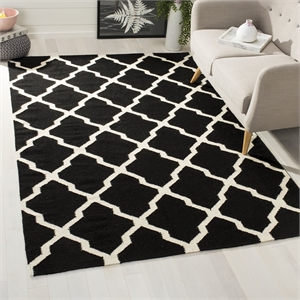 Safavieh Dhurries Black Contemporary Rug - 6' x 9'