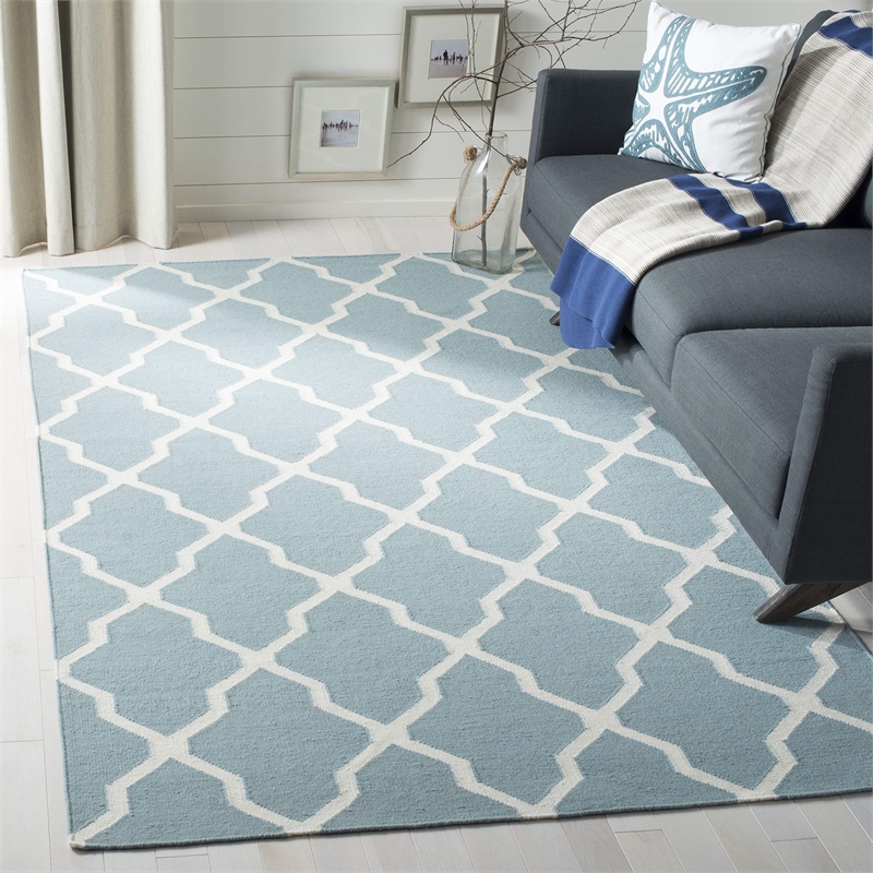 Safavieh Dhurries Light Blue Contemporary Rug - 6' x 9'