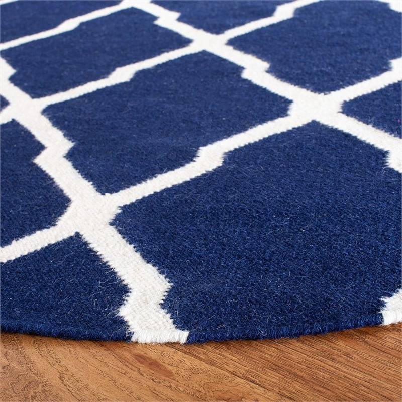 Safavieh Dhurries Navy Contemporary Rug - Round 6'