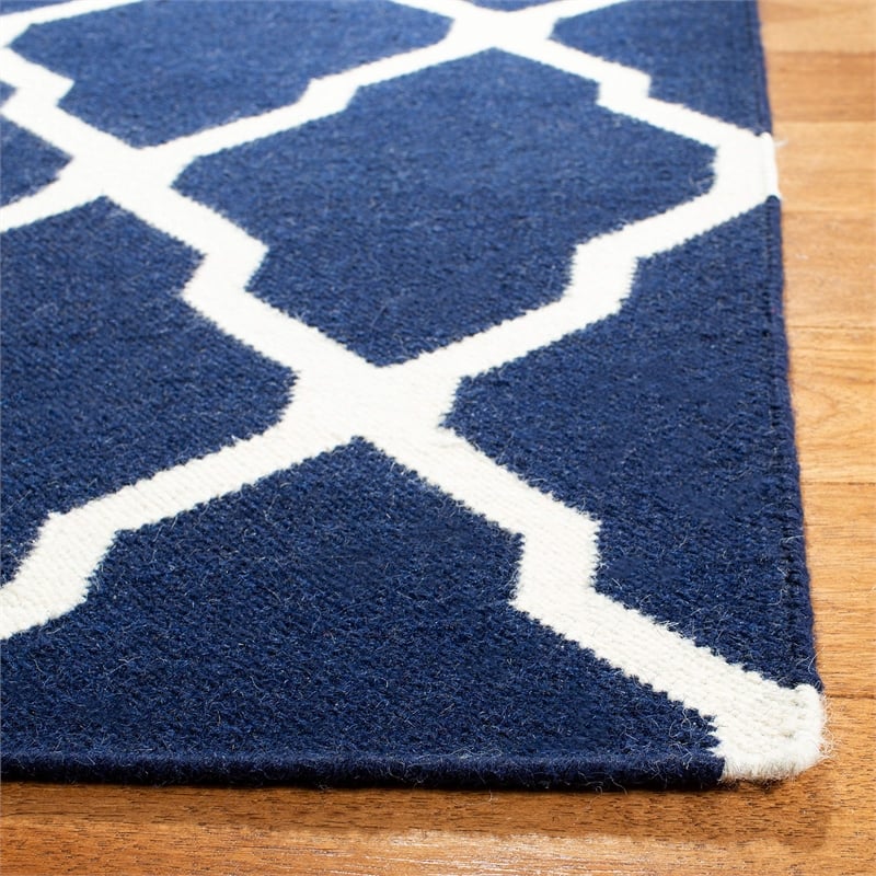 Safavieh Dhurries Navy Contemporary Rug - Runner 2'6