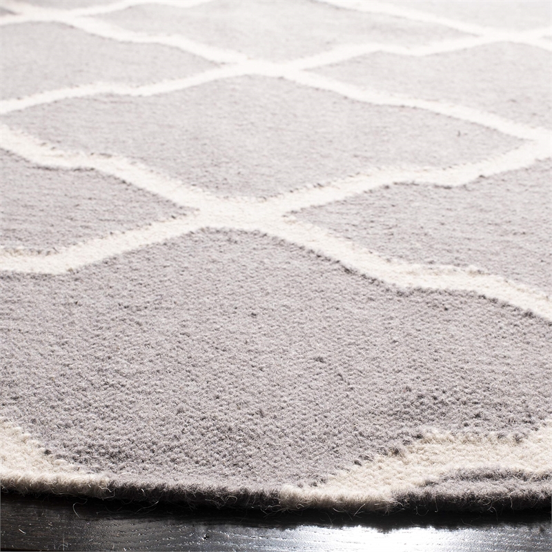 Safavieh Dhurries Dark Grey Contemporary Rug - Round 6'