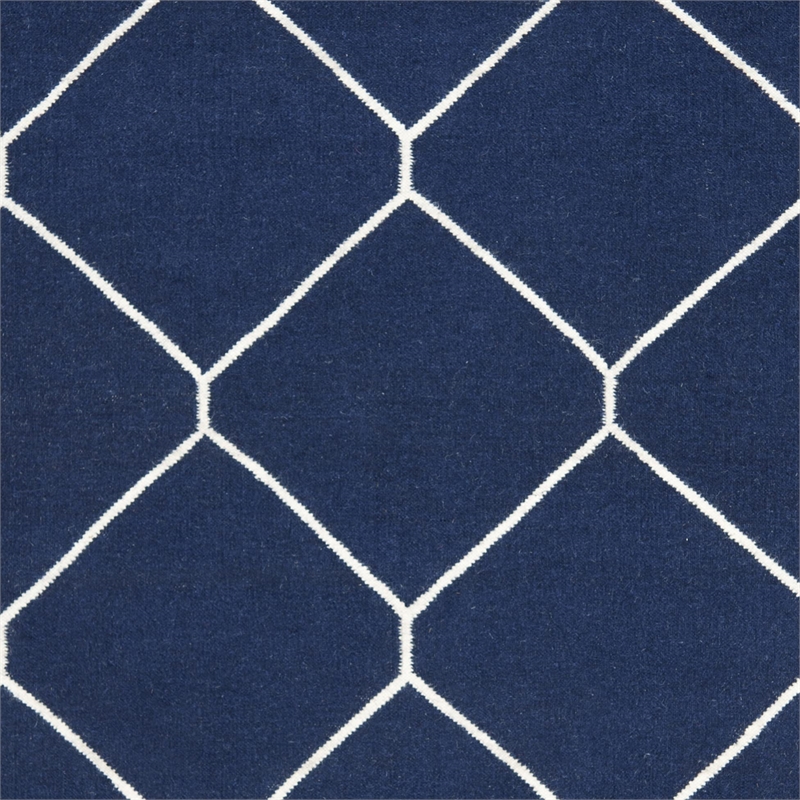 Safavieh Dhurries Navy Contemporary Rug - 5' x 8'