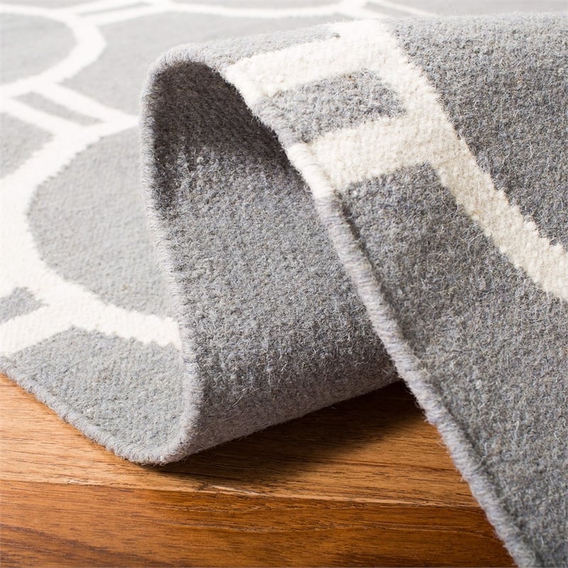 Safavieh Dhurries Grey Contemporary Rug - 3' x 5'