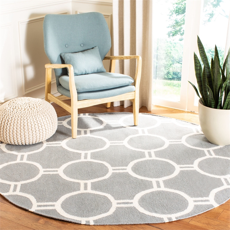 Safavieh Dhurries Grey Contemporary Rug - Round 6'