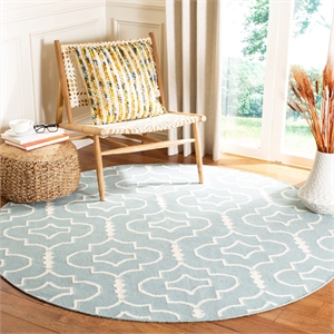 Safavieh Dhurries Light Blue Contemporary Rug - Round 6'