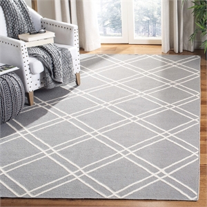 Safavieh Dhurries Grey Contemporary Rug - 6' x 9'