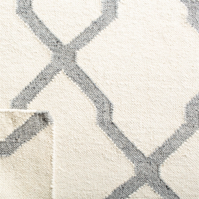 Safavieh Dhurries Ivory Contemporary Rug - 8' x 10'