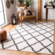 Safavieh Dhurries Ivory Contemporary Rug - 5' x 8'