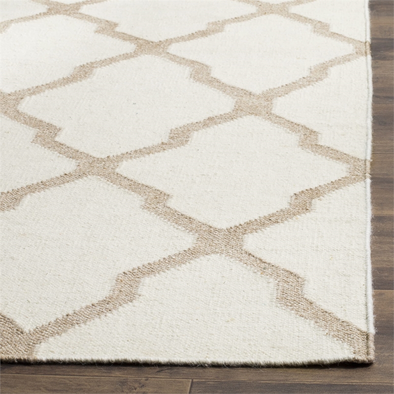 Safavieh Dhurries Ivory Contemporary Rug - 3' x 5'